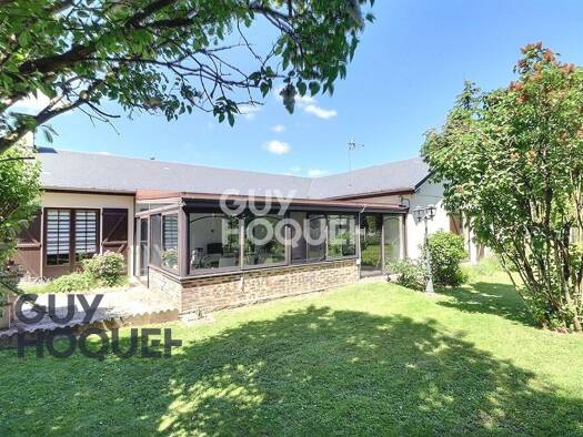 Maison de plain-pied à vendre 238 000 € 6 pièces 4 chambres 137 m² 1 166 m² de terrain Le Bourg le Comte-Le Mascrier Bernay 27300