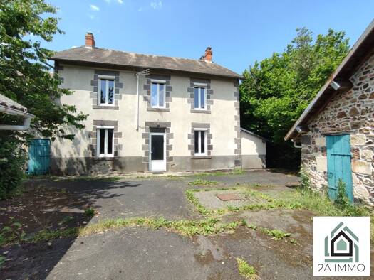 Maison à vendre 155 000 € 5 pièces 4 chambres 141 m² 1 214 m² de terrain Les Ancizes-Comps 63770