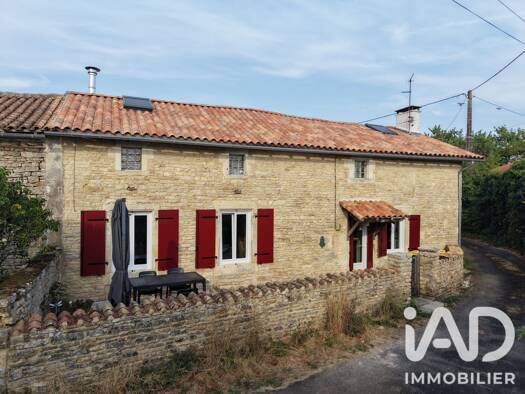 Maison à vendre 145 000 € 7 pièces 4 chambres 159 m² 1 300 m² de terrain Chaunay 86510