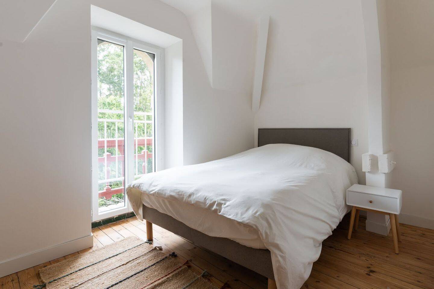 Maison 20 pièces — 12