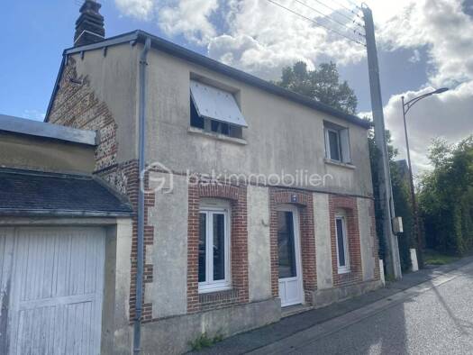 Maison de ville à vendre 111 000 € 4 pièces 2 chambres 65 m² 25 m² de terrain L'Aigle Est L'Aigle 61300