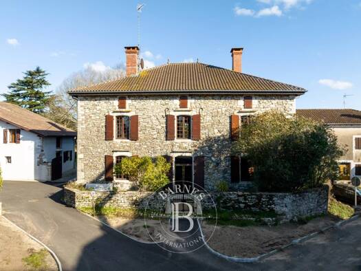 Maison à vendre 1 485 000 € 9 pièces 5 chambres 475 m² Saubusse 40180