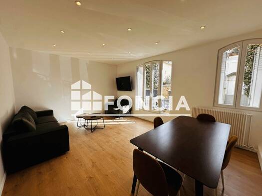 Appartement à louer 1 900 € 3 pièces 2 chambres 60,2 m² RDC Residentiel-Barre d'Ormesson Enghien-les-Bains 95880