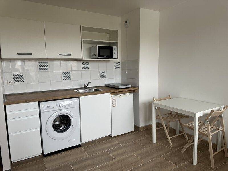 Maison à louer, 24m², MARSEILLE 5E