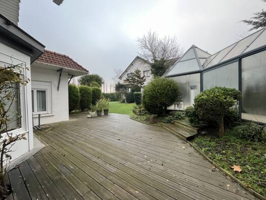 Local commercial à vendre 409 500 € 429,3 m² de surface de vente Village Sud Téteghem-Coudekerque-Village 59229