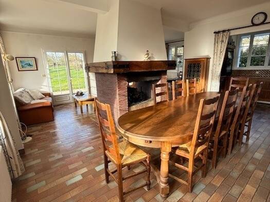 Demeure à vendre 372 600 € 7 pièces 5 chambres 191,7 m² 6 135 m² de terrain Saisseval 80540