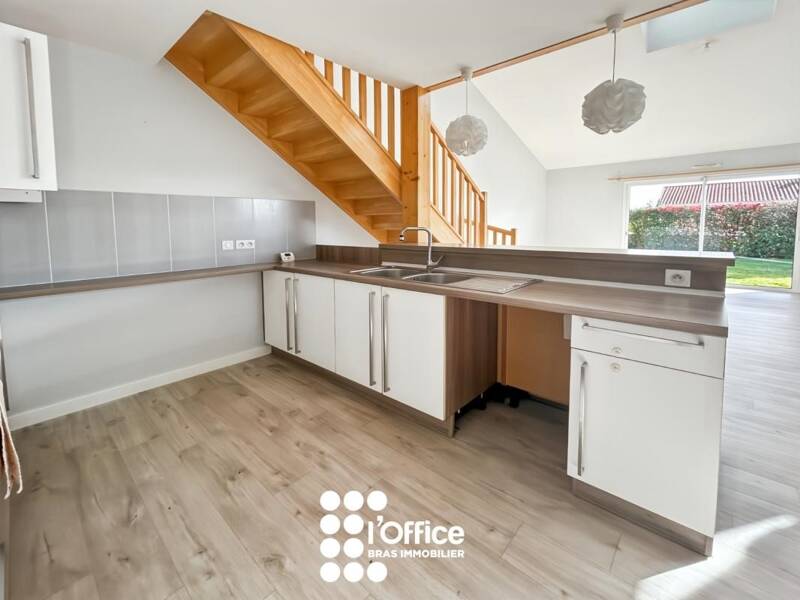 Maison à louer, 121m², TALMONT SAINT HILAIRE