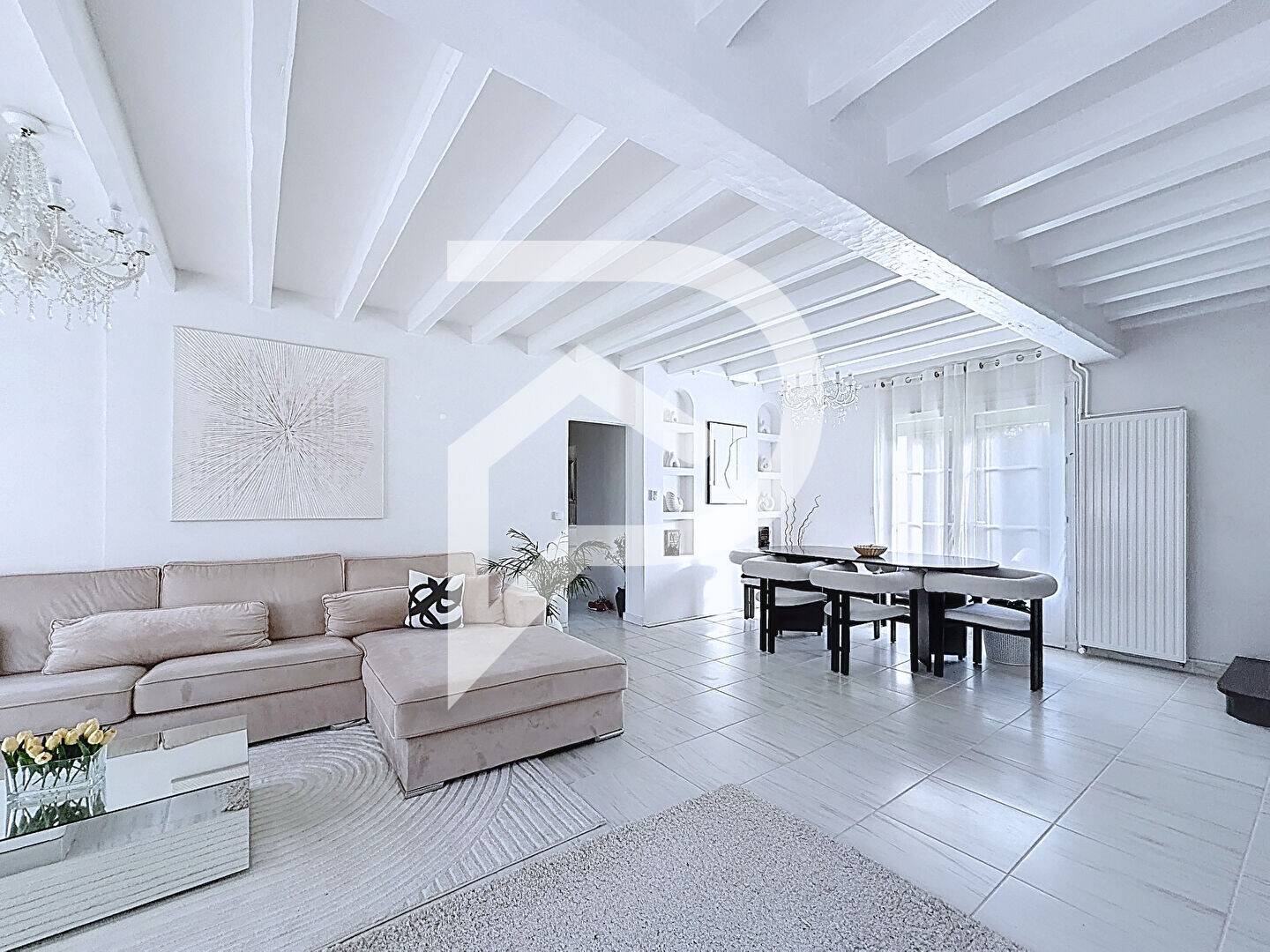 Maison à vendre, 121m², SAINT LUBIN DES JONCHERETS