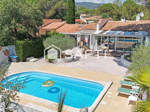 Maison de plain-pied à vendre 479 000 € 4 pièces 3 chambres 111 m² 1 100 m² de terrain La Bouverie Roquebrune-sur-Argens 83520