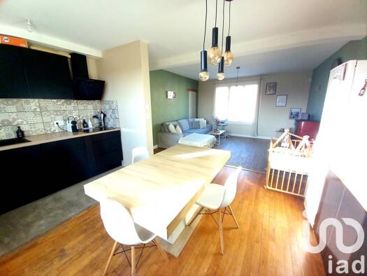 Maison à vendre 130 000 € 4 pièces 3 chambres 74 m² 365 m² de terrain Berd'Huis 61340