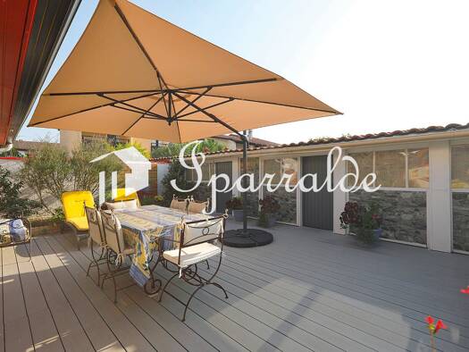 Maison à vendre 525 000 € 5 pièces 4 chambres 131 m² Hendaye 64700