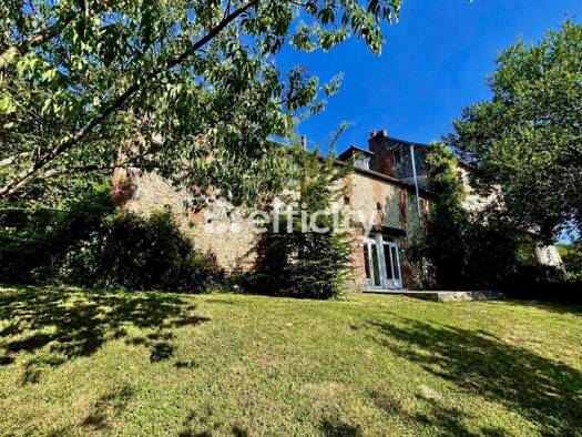 Maison de ville à vendre 493 000 € 7 pièces 5 chambres 180 m² 800 m² de terrain Équemauville 14600