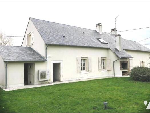 Maison à vendre 240 000 € 5 pièces 3 chambres 152 m² 1 625 m² de terrain Vasselay 18110