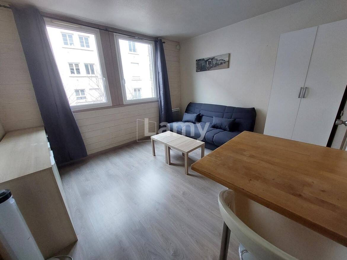Maison à louer, 18m², PAU