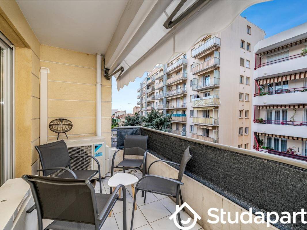 Maison à louer, 57m², CANNES