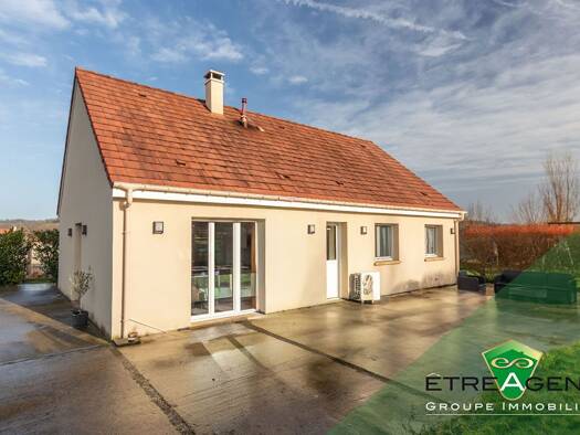 Maison de plain-pied à vendre 298 680 € 5 pièces 3 chambres 87 m² 1 500 m² de terrain Dozulé 14430