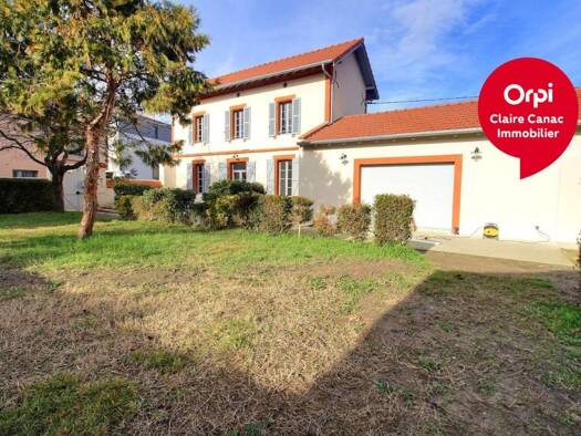 Maison de ville à louer 1 125 € 4 pièces 3 chambres 97,3 m² Centre Ville Lavaur 81500