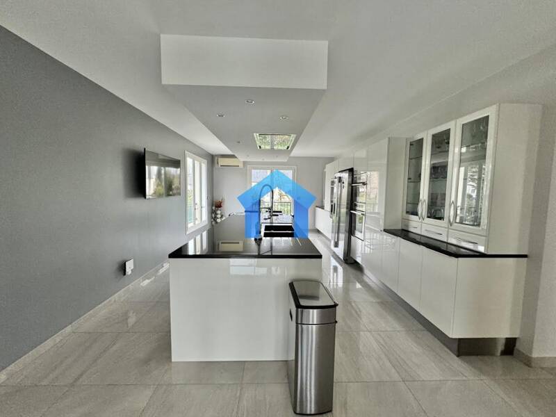 Maison à vendre, 330m², ENGHIEN LES BAINS