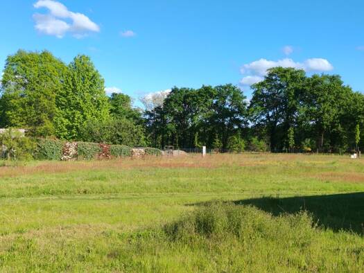 Terrain à vendre 120 000 € 1 300 m² de terrain Dax 40100