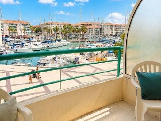 Appartement à vendre 260 000 € 2 pièces 1 chambre 43 m² Le Mas Port Frejus Fréjus 83600