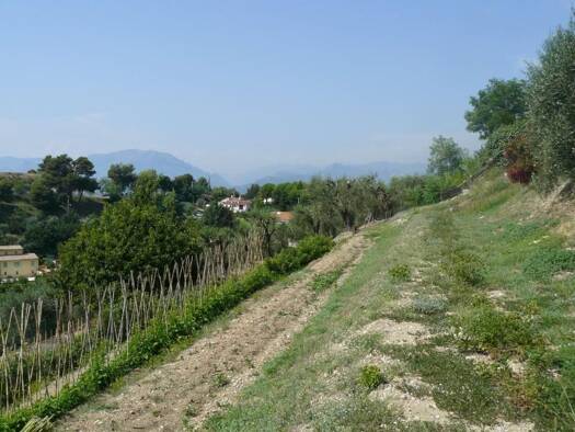 Terrain constructible à vendre 295 000 € 1 150 m² de terrain Colomars 06670