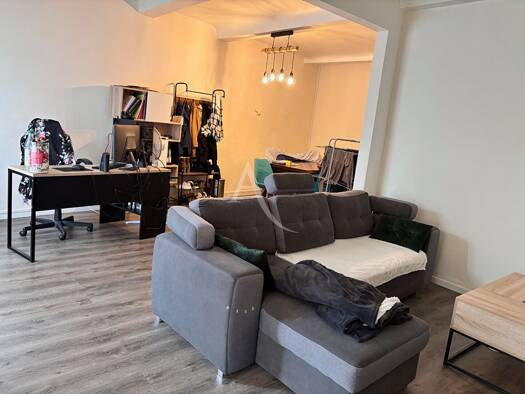 Triplex à vendre 165 000 € 5 pièces 3 chambres 137 m² Étage 1/3 Agglomeration Pontchâteau 44160