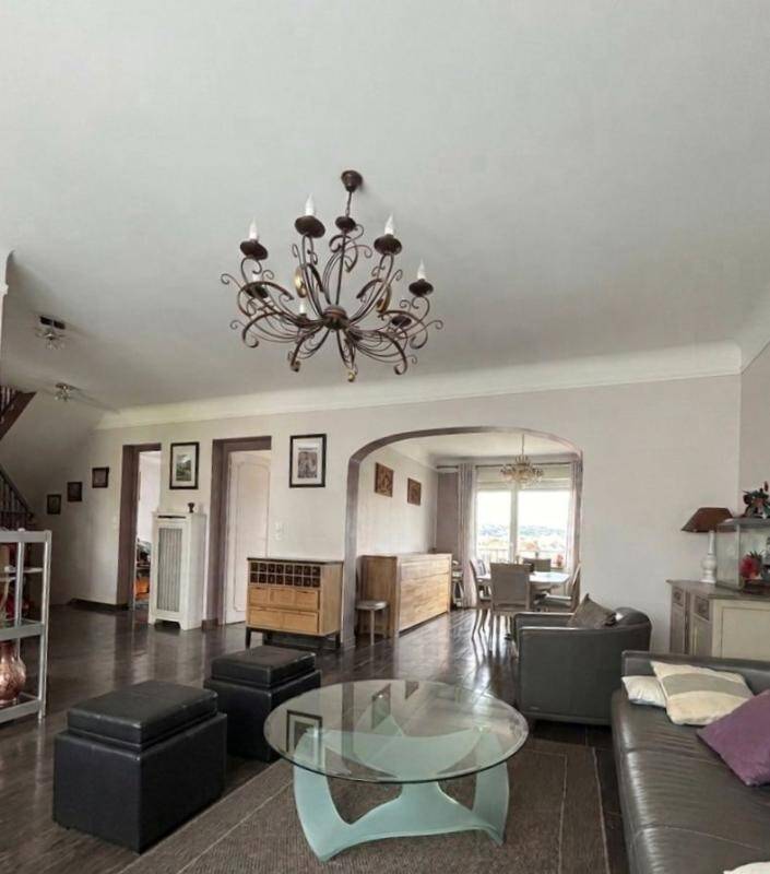 Maison à vendre, 123m², SAINT MAUR DES FOSSES