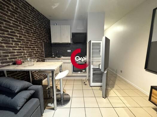 Appartement à louer 520 € 2 pièces 1 chambre 28 m² RDC Charlemagne Vienne 38200