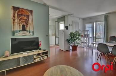 Appartement à vendre 130 000 € 2 pièces 1 chambre 47 m² Centre Ville Est Bourgoin-Jallieu 38300