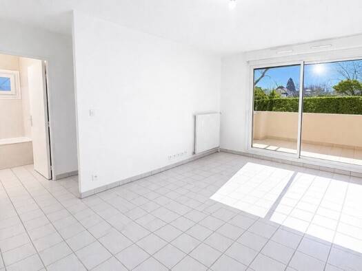 Appartement à vendre 130 000 € 2 pièces 1 chambre 42 m² RDC/2 Lasbordes Balma 31130