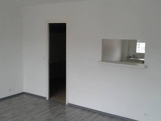 Appartement à louer 428 € 1 pièce 34 m² RDC Gournay en Bray 76220