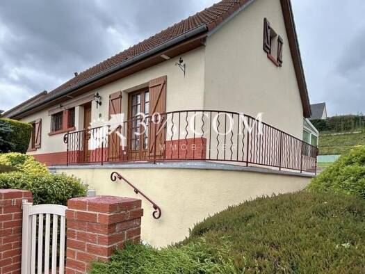 Maison à vendre 262 650 € 4 pièces 2 chambres 115 m² 699 m² de terrain Gamaches 80220