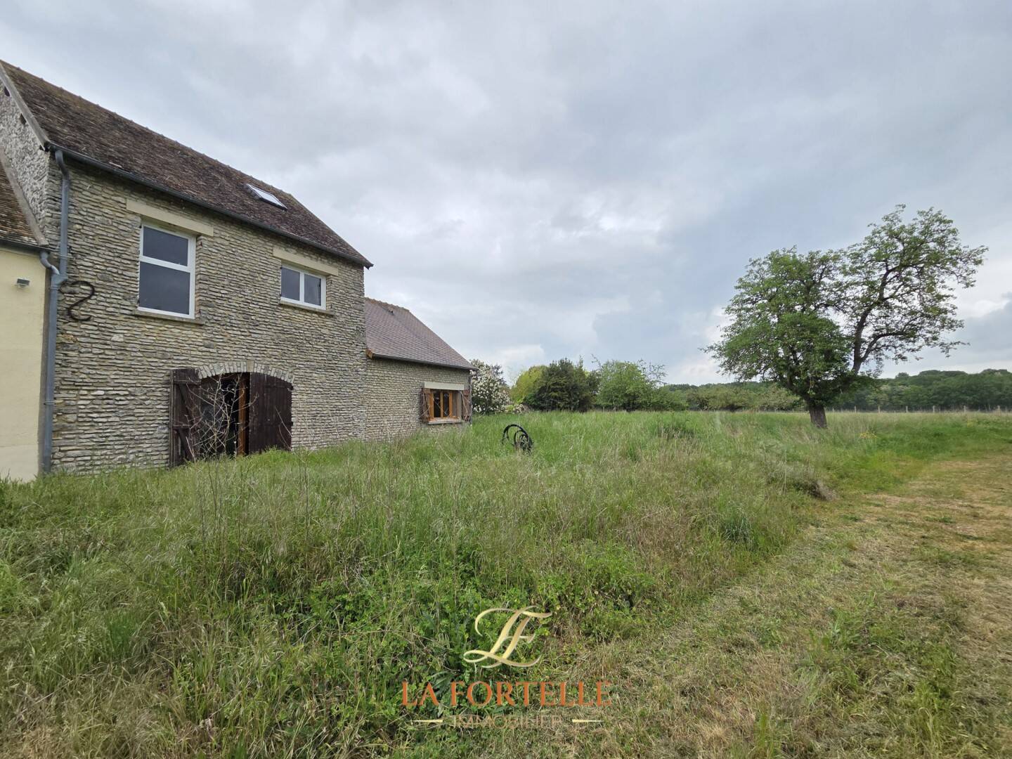 Maison à vendre, 220m², HOUDAN