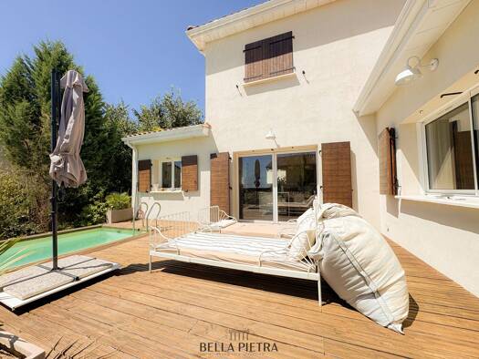 Maison à vendre 465 000 € 4 pièces 3 chambres 94 m² 347 m² de terrain Sussargues 34160