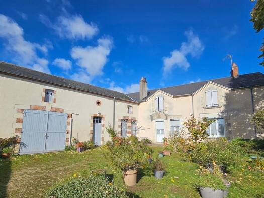 Maison à vendre 147 000 € 5 pièces 4 chambres 152 m² 853 m² de terrain Sancergues 18140