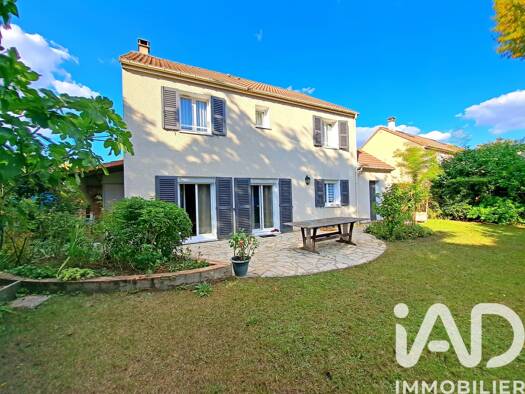 Maison à vendre 599 000 € 6 pièces 4 chambres 114 m² 483 m² de terrain Les Champs Guillaume Cormeilles-en-Parisis 95240