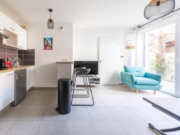 Studio à vendre 191 000 € 1 pièce 26 m² 2 étages Vieux Pont Nanterre 92000