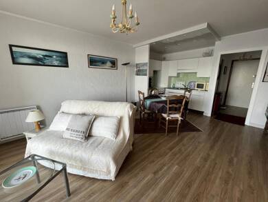 Appartement à louer 750 € 1 pièce 33,6 m² Est Quiberon 56170