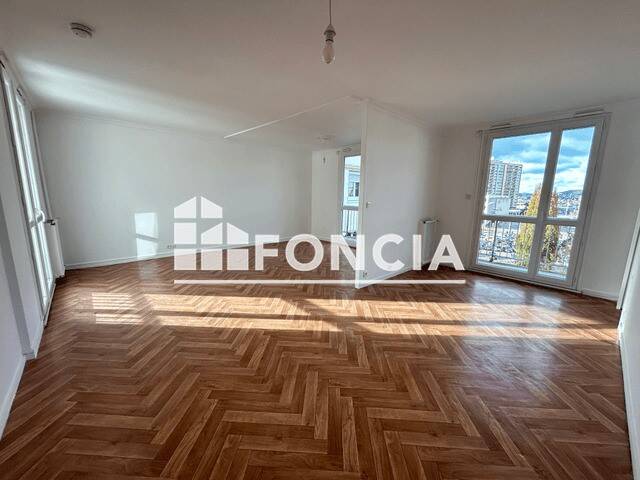 Maison à louer, 82m², SOTTEVILLE LES ROUEN