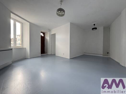 Duplex à louer 496 € 2 pièces 1 chambre 43,7 m² 1er étage Saint-Amant-Tallende 63450