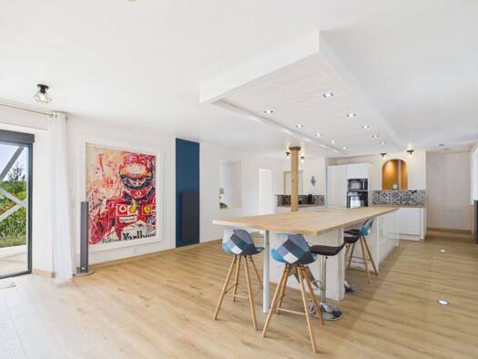 Maison à vendre 221 000 € 5 pièces 3 chambres 139 m² 280 m² de terrain Plouigneau 29610