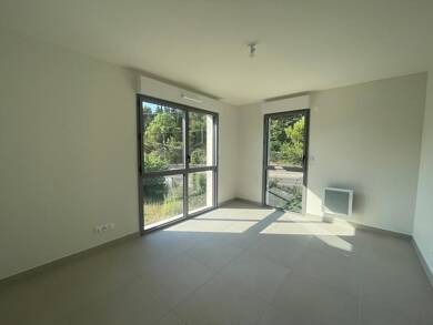 Maison à louer - Neuf 1 800 € 4 pièces 3 chambres 248 m² 150 m² de terrain Granettes-Jauberte-Sainte Anne Aix en Provence 13090
