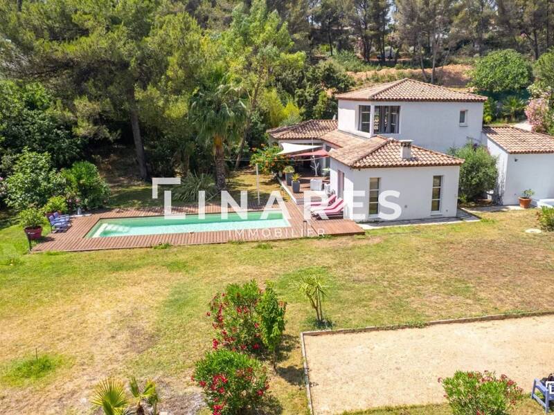 Maison à louer, 180m², MARSEILLE 11E