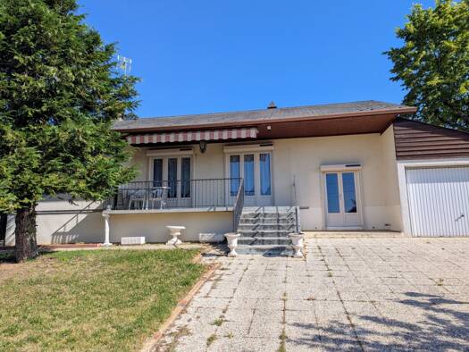 Maison à vendre 65 400 € 4 pièces 3 chambres 78 m² 911 m² de terrain Crain 89480