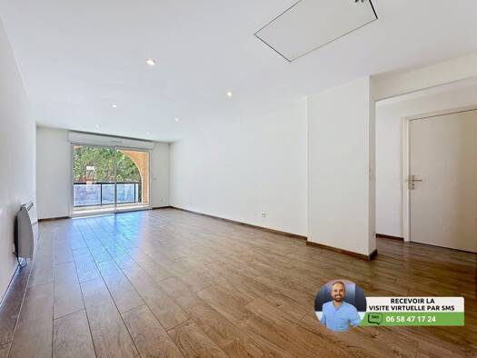 Appartement à vendre 339 900 € 3 pièces 2 chambres 66 m² Étage 3/3 Les Colles-Camp Lauvas-Font de l'Orme Mougins 06250