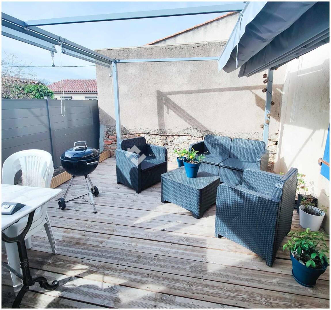 Maison à vendre, 160m², POUZOLLES