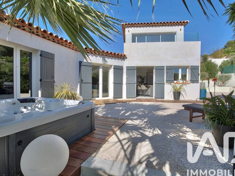 Maison à vendre, 138m², CEYRESTE