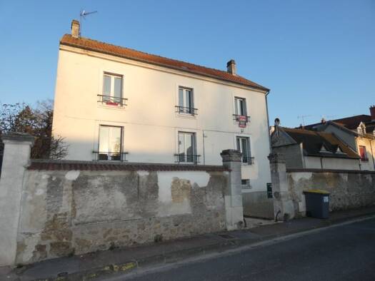 Appartement à louer 417 € 2 pièces 1 chambre 35 m² 1er étage Centre Château-Thierry 02400