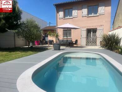 Maison à vendre 367 500 € 4 pièces 3 chambres 88 m² 697 m² de terrain Parempuyre 33290