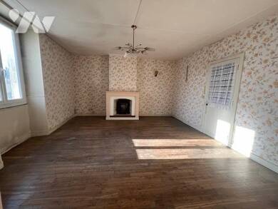 Maison à vendre 81 000 € 3 pièces 2 chambres 189 m² de terrain Frontenay Rohan Rohan 79270